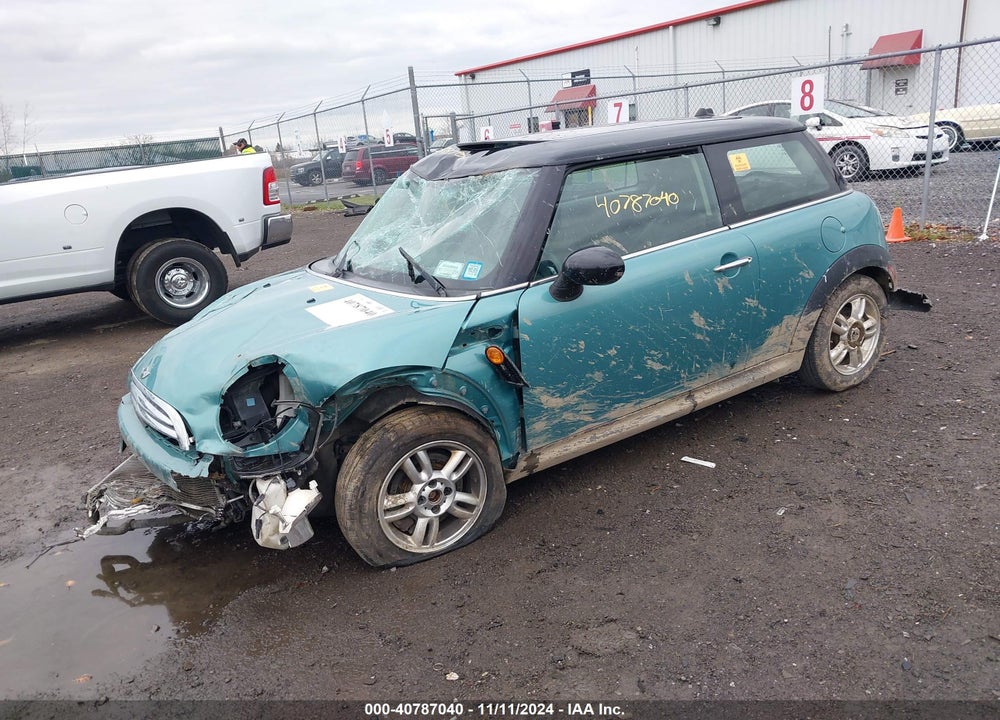 2012 MINI COOPER VIN: WMWSU3C55CT258164