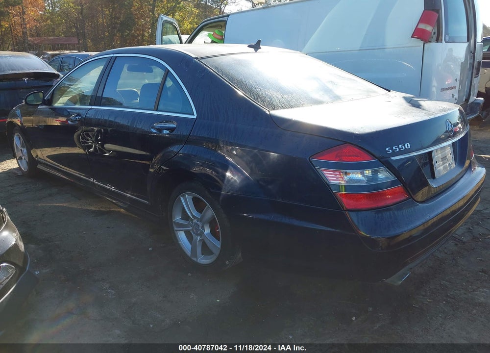 2008 MERCEDES-BENZ S 550 VIN: WDDNG71X38A205331