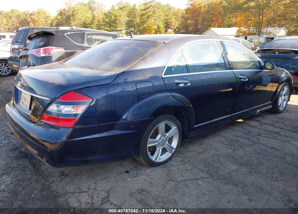 2008 MERCEDES-BENZ S 550 VIN: WDDNG71X38A205331