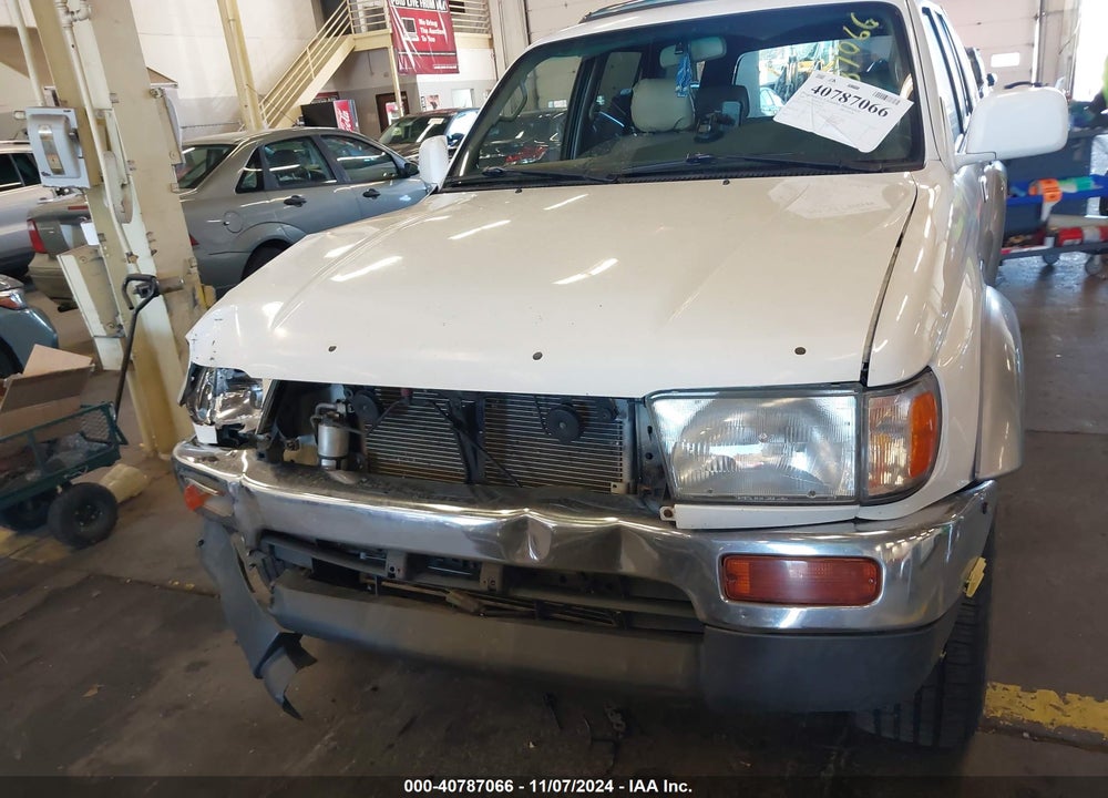 1998 TOYOTA 4RUNNER SR5 V6 LIMITED VIN: JT3HN87R2W0148168