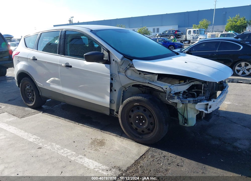2014 FORD ESCAPE S VIN: 1FMCU0F77EUA31358