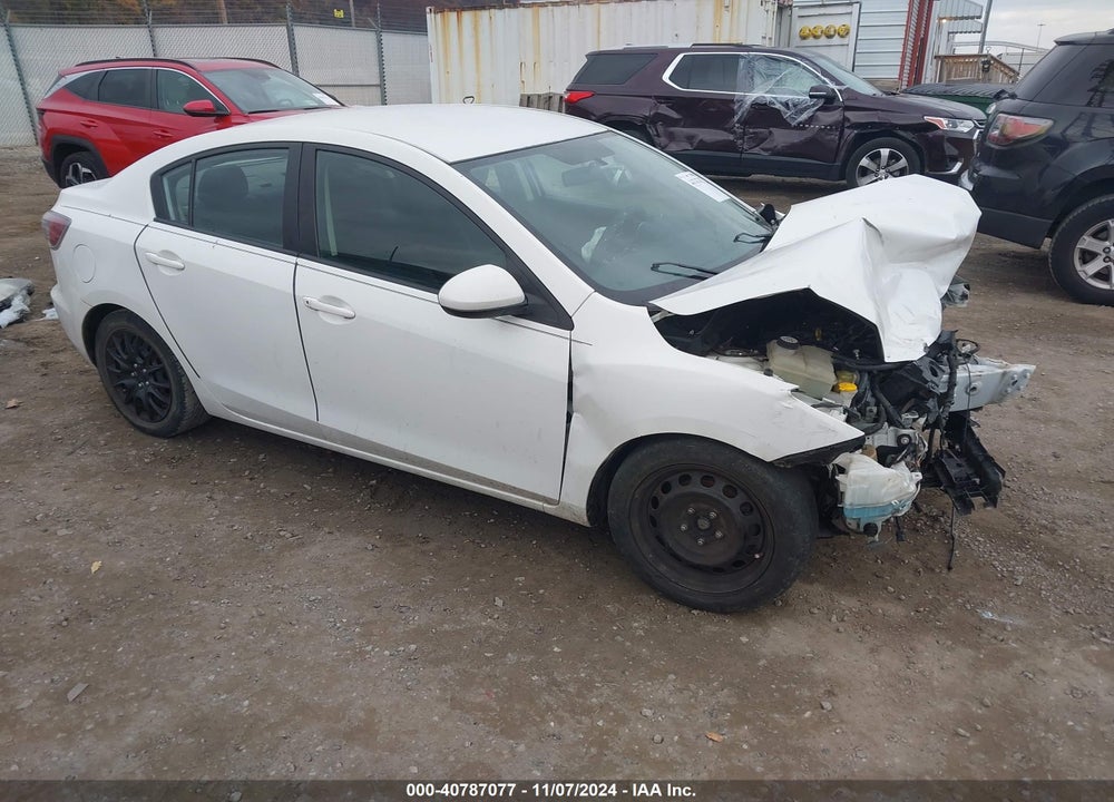 2011 MAZDA 3 I SPORT VIN: JM1BL1UF8B1471394