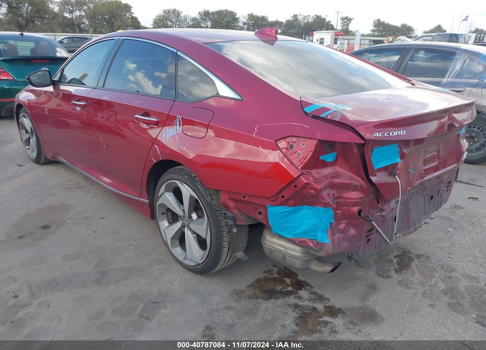 2018 HONDA ACCORD TOURING 2.0T VIN: 1HGCV2F97JA053565