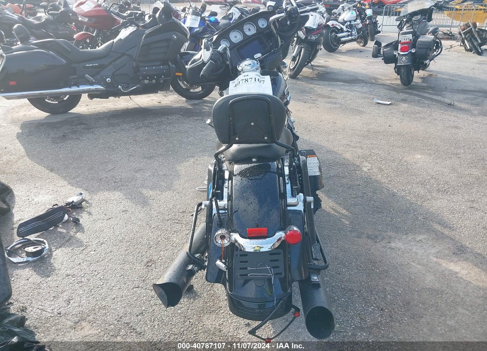 2023 HARLEY-DAVIDSON FLHX VIN: 1HD1KBC11PB634199