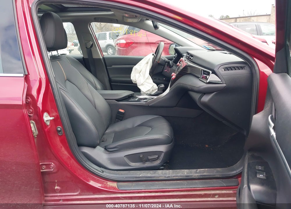 2020 TOYOTA CAMRY XLE VIN: 4T1F11AK8LU959796