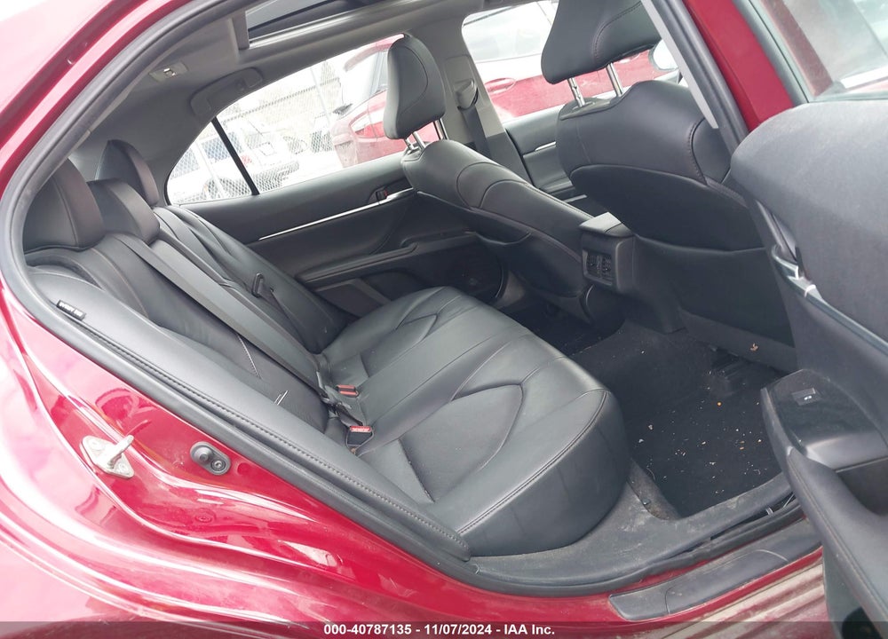 2020 TOYOTA CAMRY XLE VIN: 4T1F11AK8LU959796