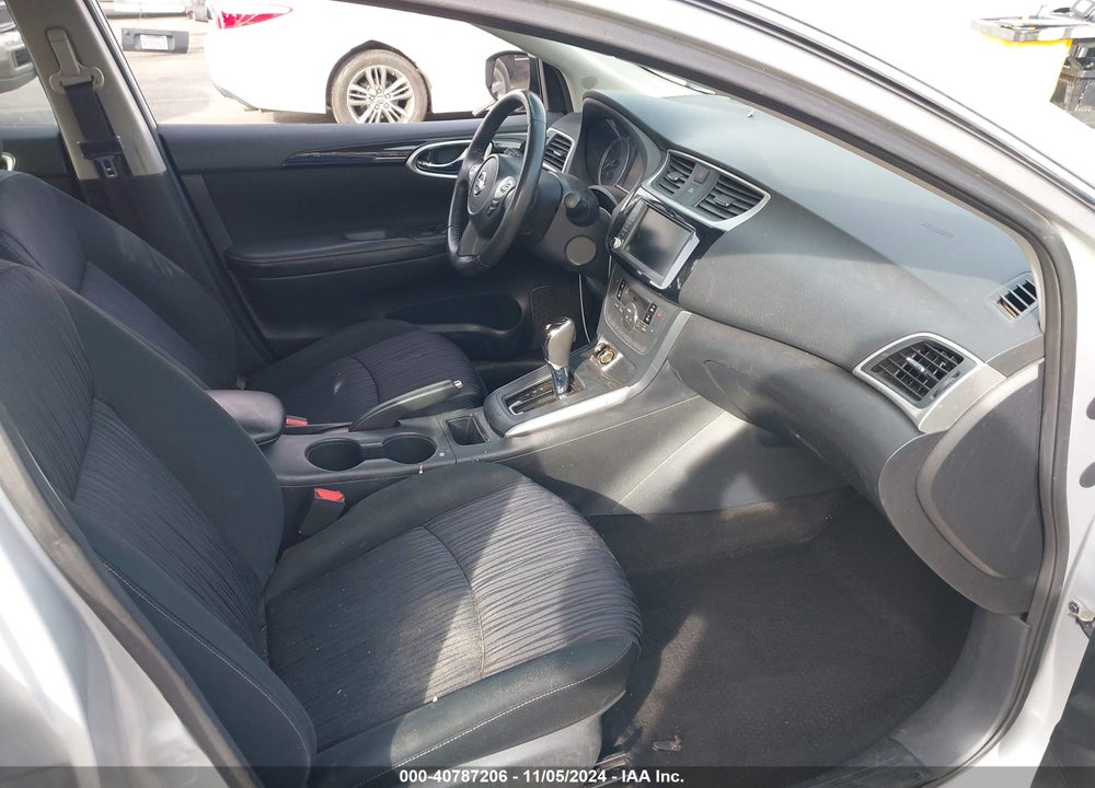 2019 NISSAN SENTRA SV VIN: 3N1AB7AP4KY323238