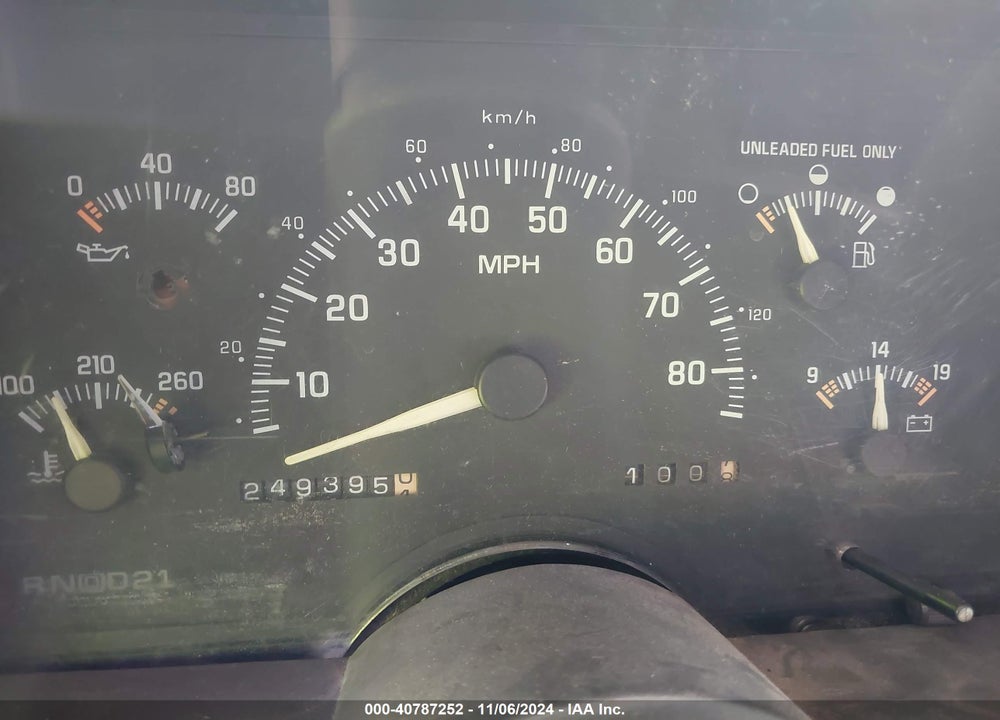 1994 GMC SIERRA C2500 VIN: 1GTFC24K4RZ560184