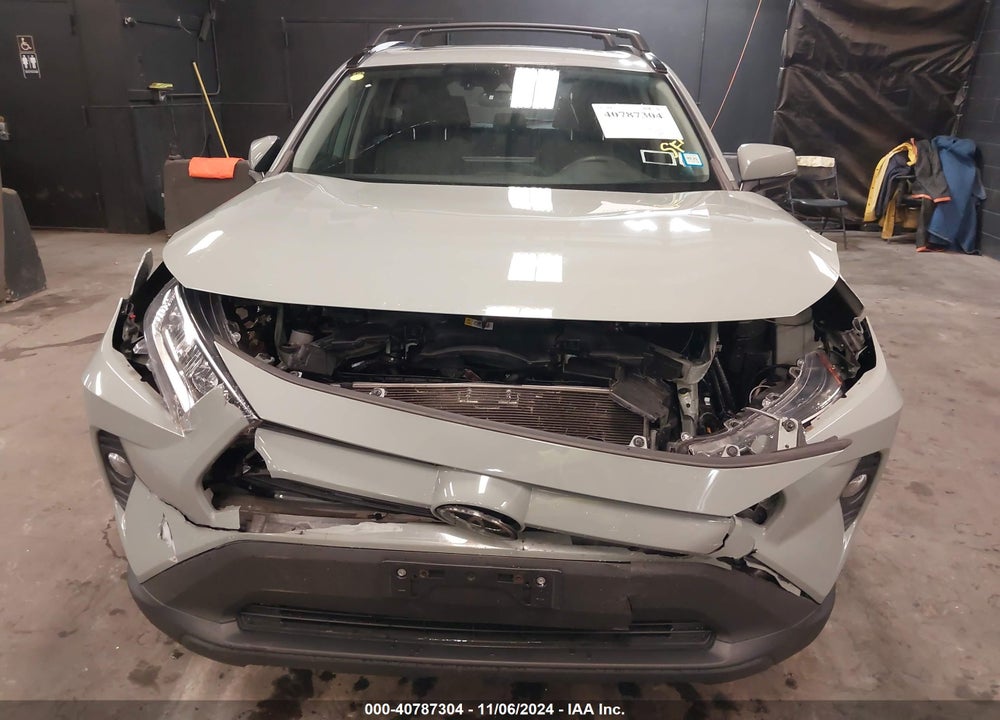 2020 TOYOTA RAV4 XLE VIN: 2T3P1RFV0LW132646