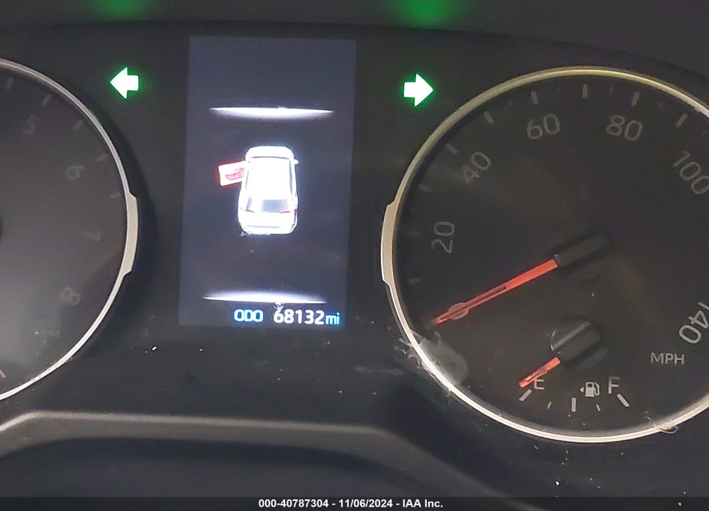 2020 TOYOTA RAV4 XLE VIN: 2T3P1RFV0LW132646