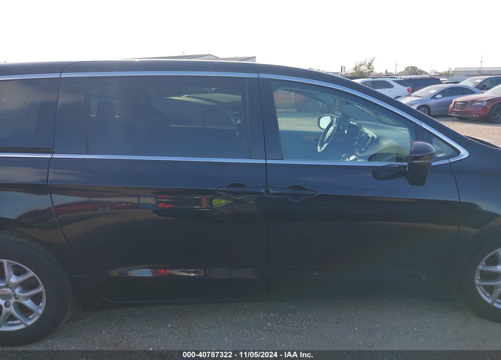 2023 CHRYSLER PACIFICA TOURING L VIN: 2C4RC1BG9PR628122