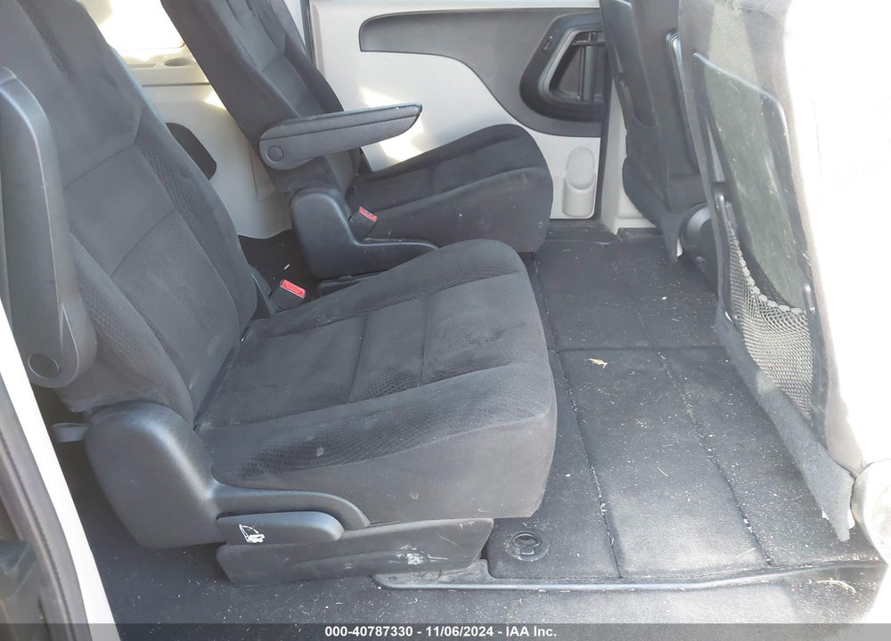 2016 DODGE GRAND CARAVAN SXT VIN: 2C4RDGCG5GR356408