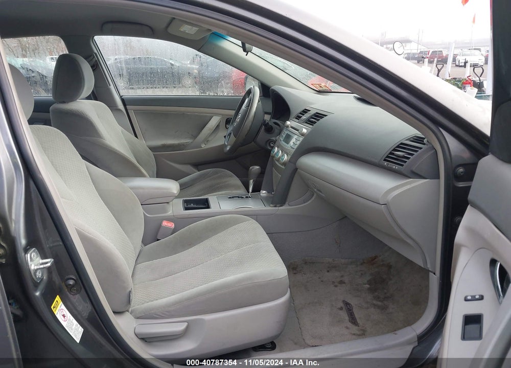 2009 TOYOTA CAMRY LE VIN: 4T4BE46K29R126734