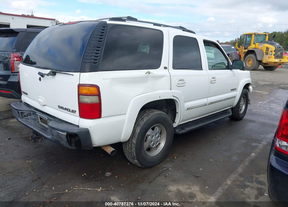 2002 CHEVROLET TAHOE LT VIN: 1GNEK13Z22R273091