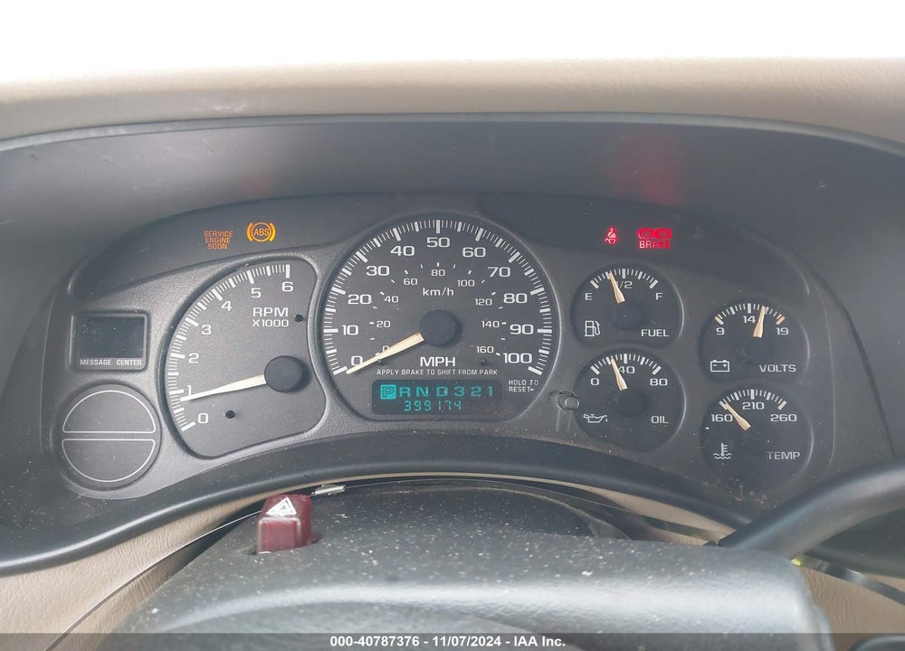 2002 CHEVROLET TAHOE LT VIN: 1GNEK13Z22R273091