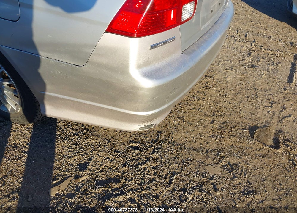 2005 HONDA CIVIC LX VIN: 2HGES16525H617042