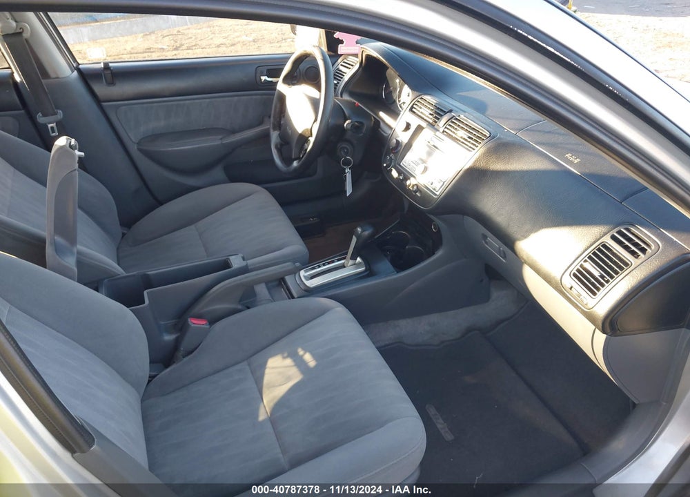 2005 HONDA CIVIC LX VIN: 2HGES16525H617042