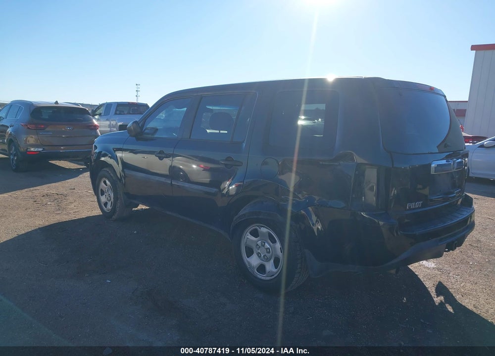 2013 HONDA PILOT LX VIN: 5FNYF3H22DB003370