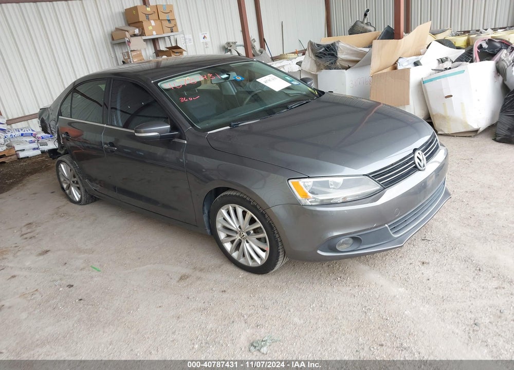 2012 VOLKSWAGEN JETTA 2.5L SEL VIN: 3VWGP7AJ9CM300029
