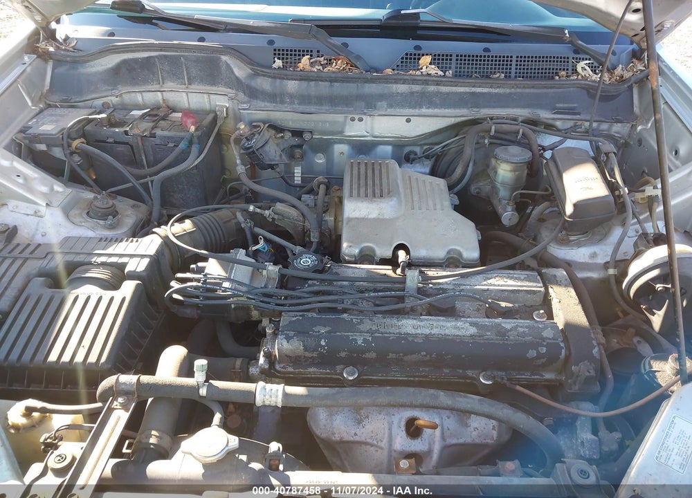 1999 HONDA CR-V LX VIN: JHLRD1840XC031348