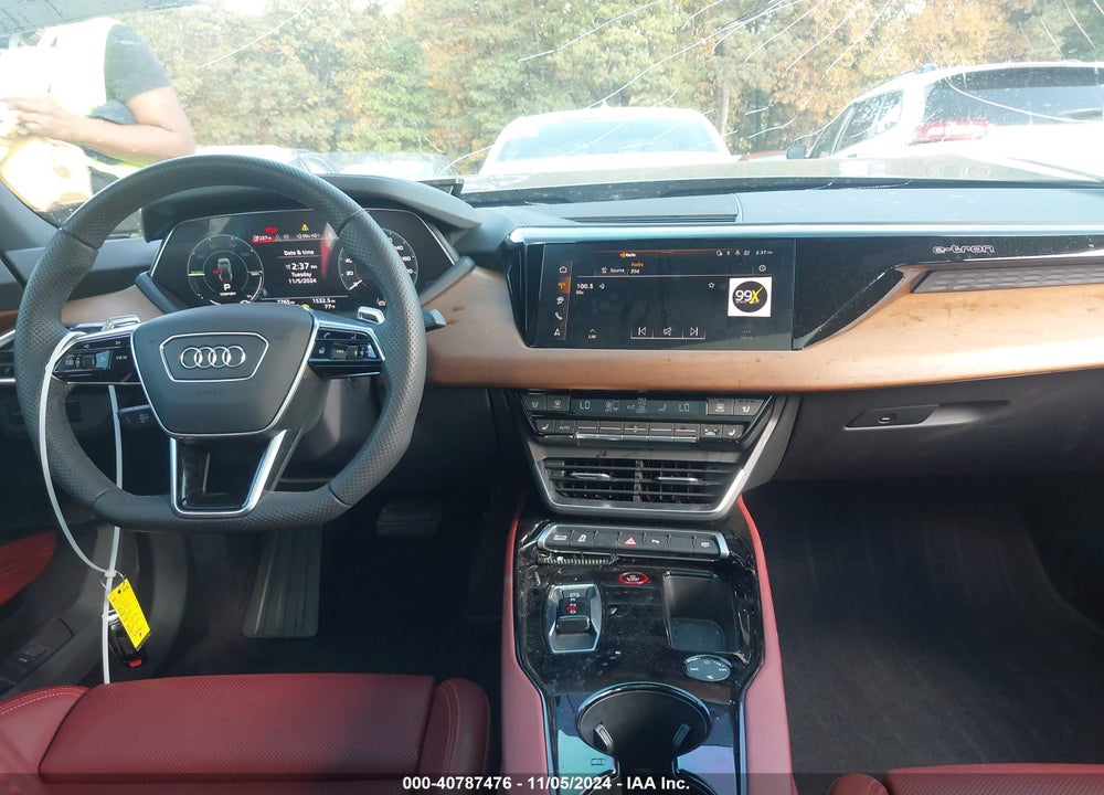 2024 AUDI E-TRON GT PREMIUM PLUS QUATTRO VIN: WAUFJBFW0R7000208