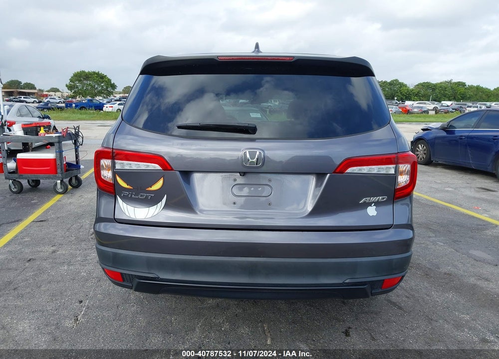 2020 HONDA PILOT AWD LX VIN: 5FNYF6H12LB005577