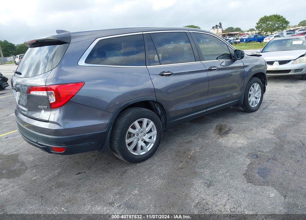 2020 HONDA PILOT AWD LX VIN: 5FNYF6H12LB005577