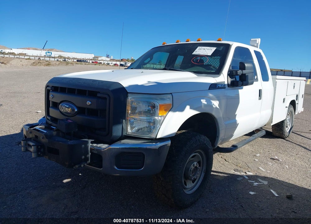 2013 FORD F-350 CHASSIS XL VIN: 1FD8X3F60DEB10398