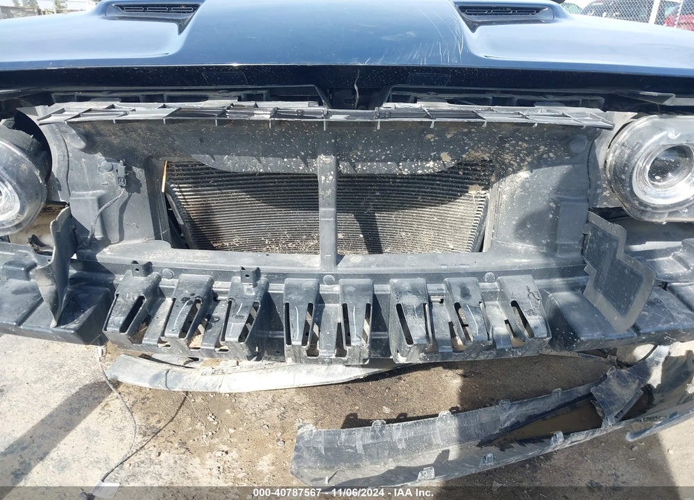 2018 DODGE CHALLENGER SXT VIN: 2C3CDZAG5JH228031