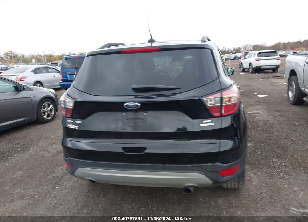 2018 FORD ESCAPE SE VIN: 1FMCU9GDXJUD57691