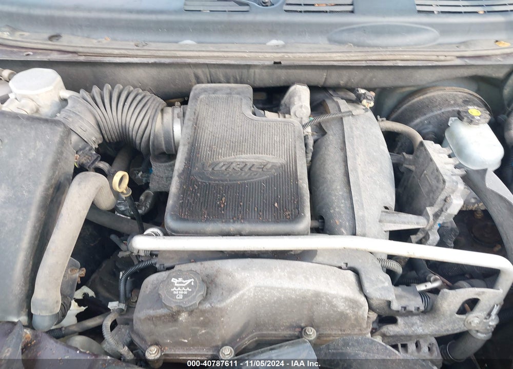 2008 GMC ENVOY SLE VIN: 1GKDT13S582211646