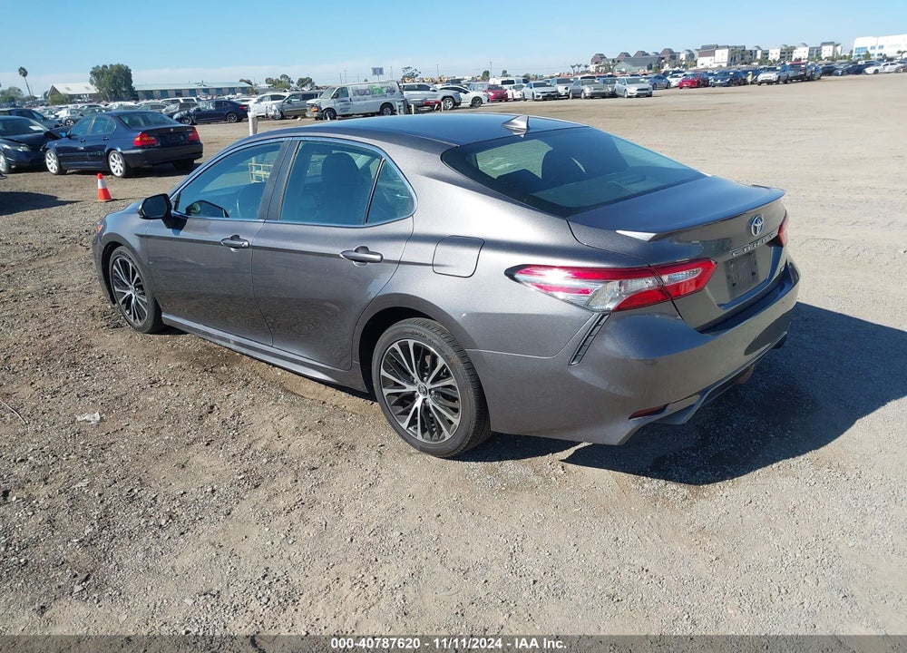 2019 TOYOTA CAMRY SE VIN: 4T1B11HK2KU232074