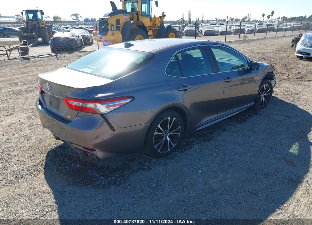 2019 TOYOTA CAMRY SE VIN: 4T1B11HK2KU232074
