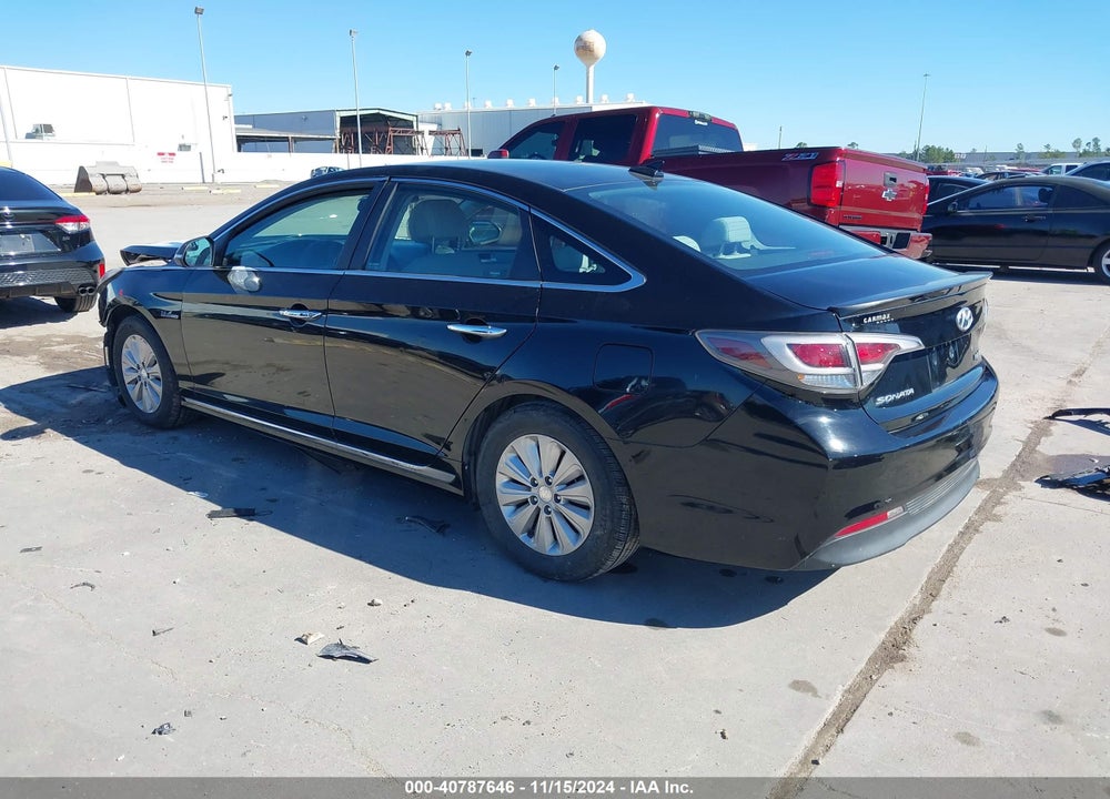 2016 HYUNDAI SONATA HYBRID SE VIN: KMHE24L1XGA011356