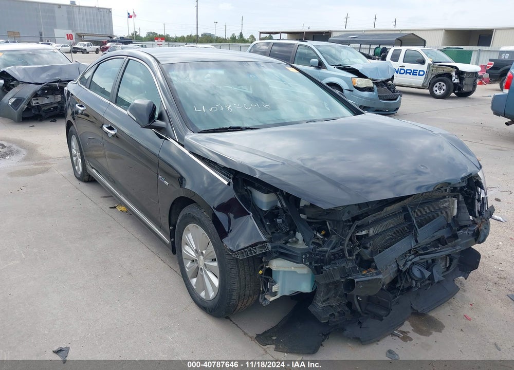 2016 HYUNDAI SONATA HYBRID SE VIN: KMHE24L1XGA011356