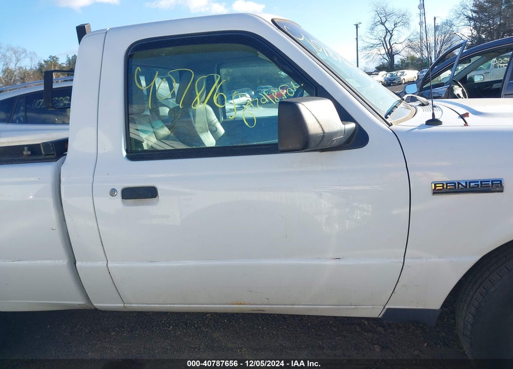 2011 FORD RANGER XL VIN: 1FTKR1AD1BPA01769
