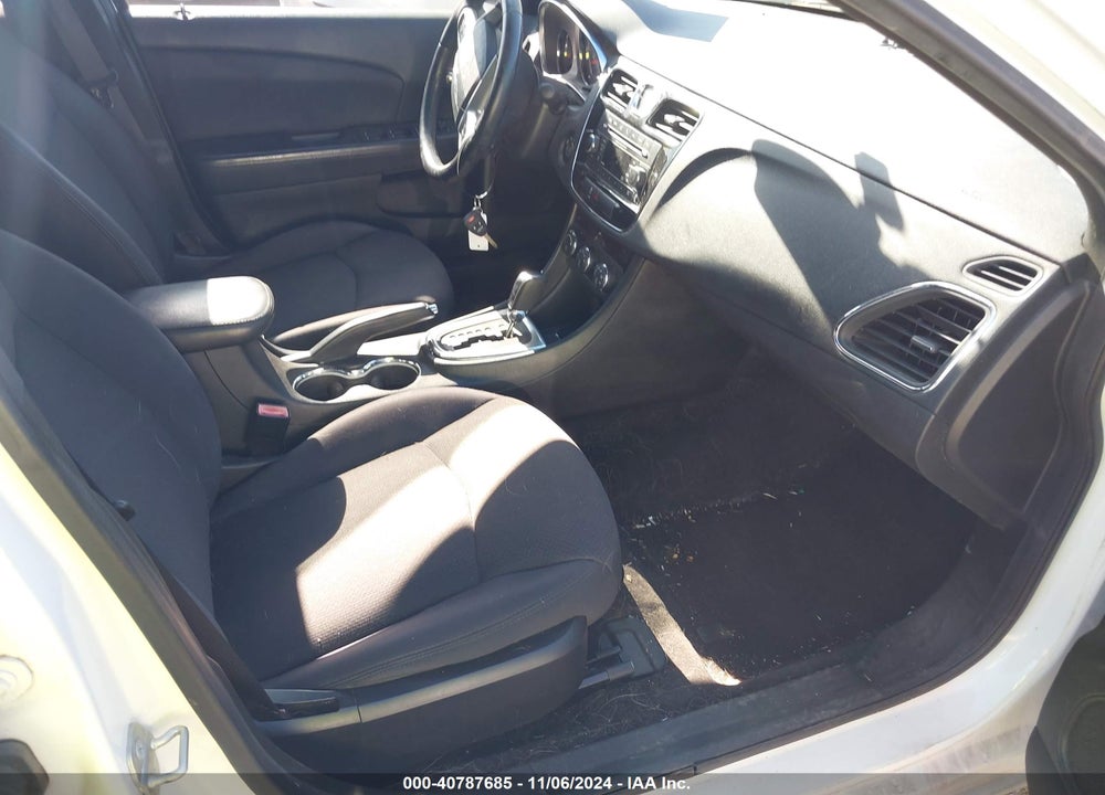 2014 CHRYSLER 200 TOURING VIN: 1C3CCBBB9EN186277
