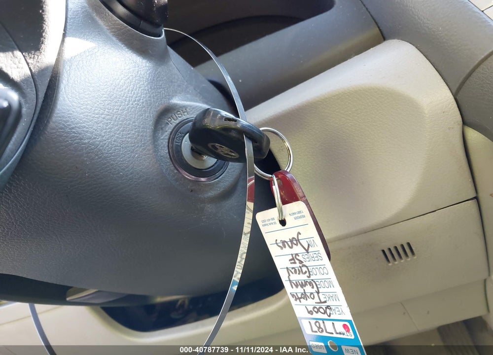 2009 TOYOTA CAMRY LE VIN: 4T1BE46K59U865932