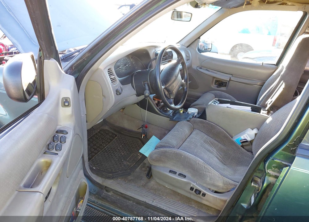 1996 FORD EXPLORER VIN: 1FMDU32P6TZA29452
