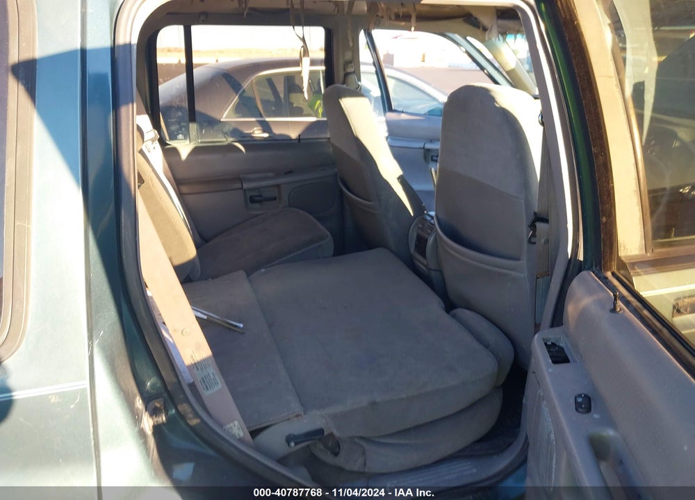 1996 FORD EXPLORER VIN: 1FMDU32P6TZA29452