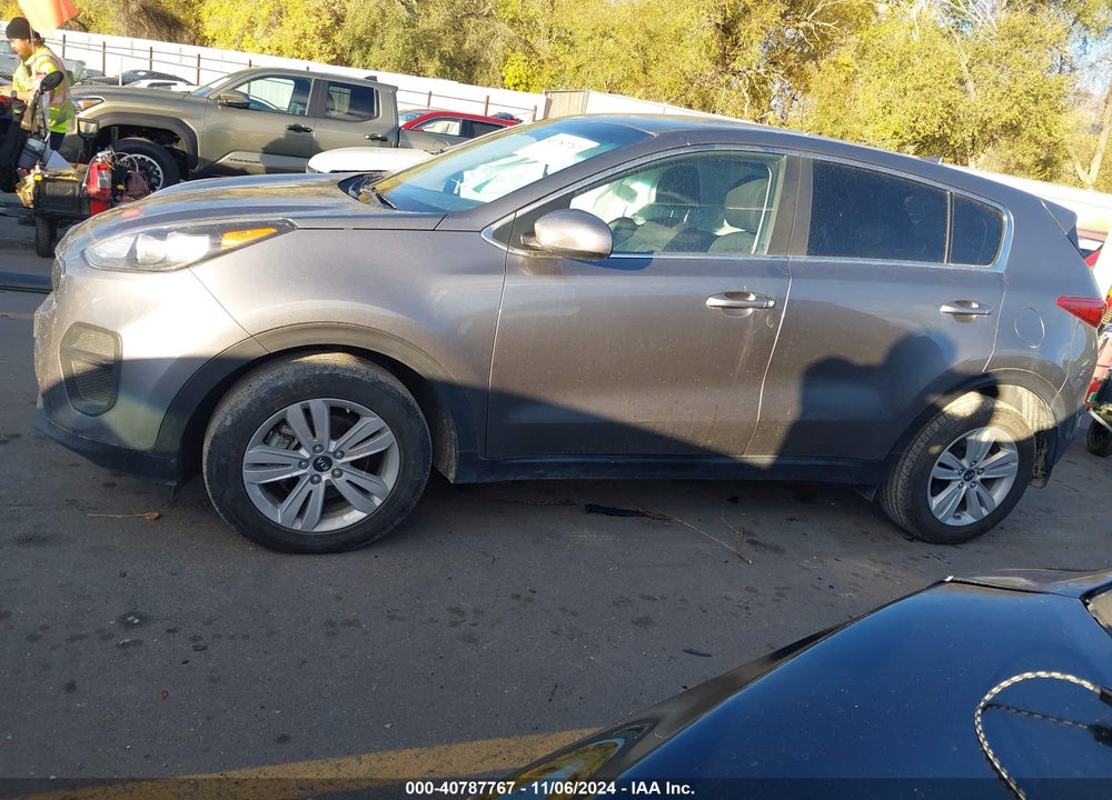 2019 KIA SPORTAGE LX VIN: KNDPM3ACXK7559398