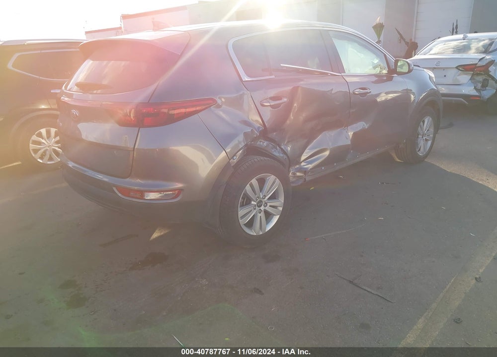 2019 KIA SPORTAGE LX VIN: KNDPM3ACXK7559398
