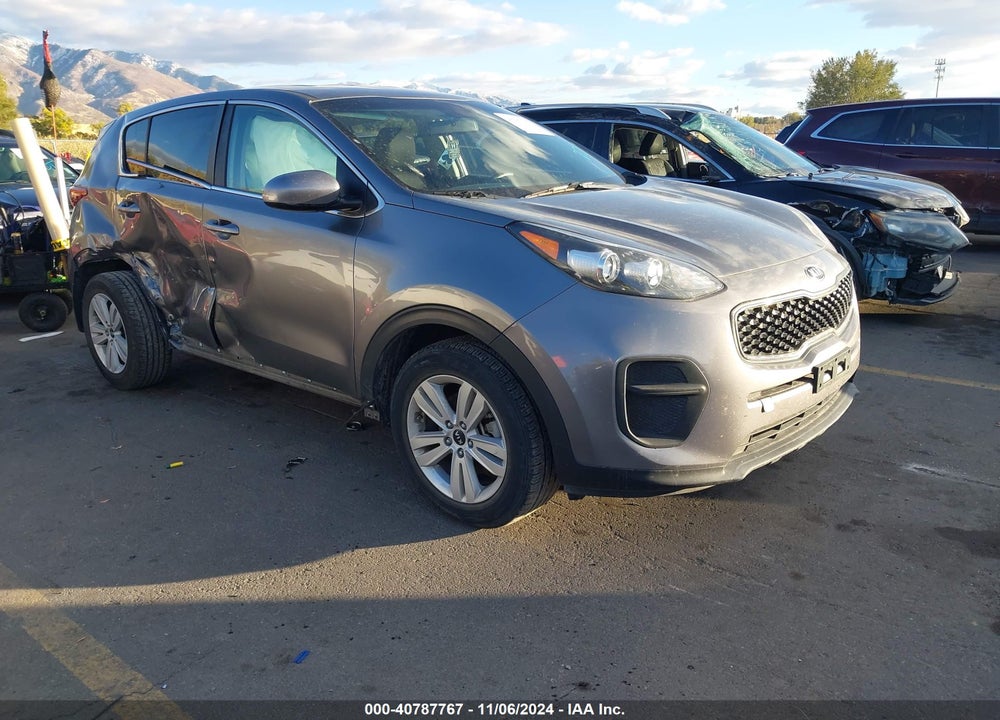 2019 KIA SPORTAGE LX VIN: KNDPM3ACXK7559398