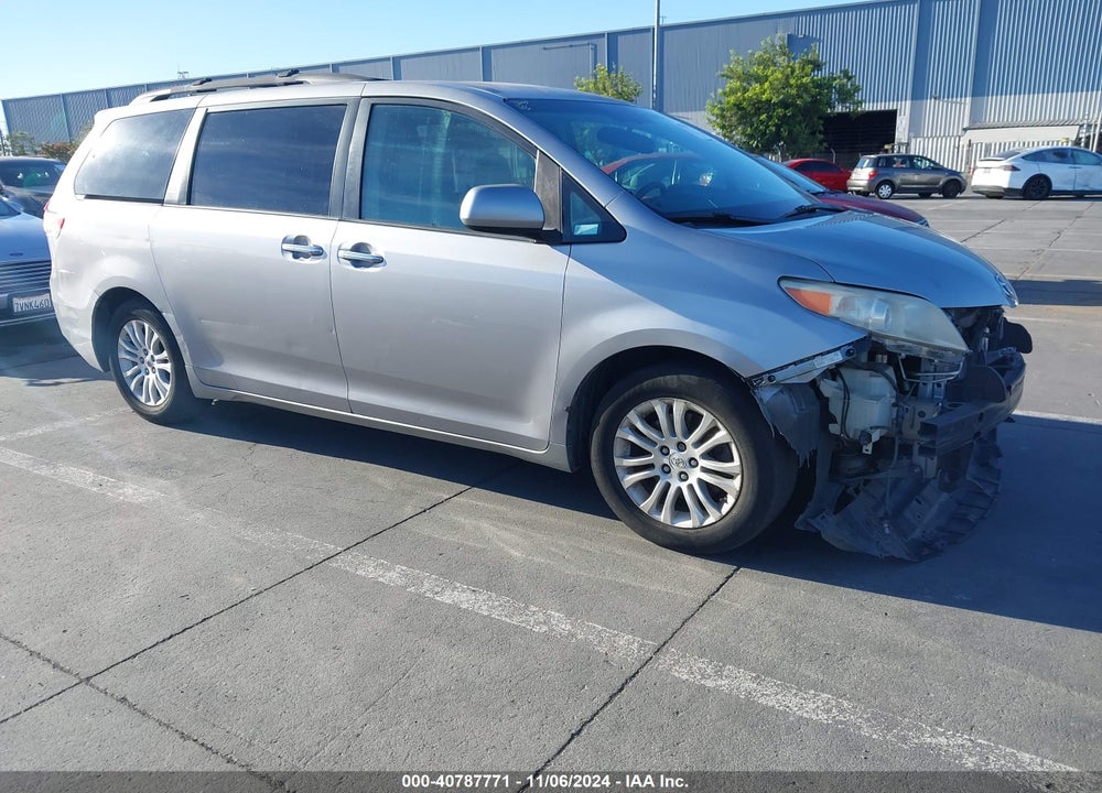 2011 TOYOTA SIENNA XLE LIMITED VIN: 5TDYK3DC0BS035799