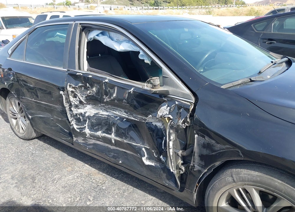 2016 TOYOTA CAMRY SE VIN: 4T1BF1FK7GU118681