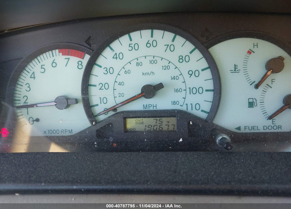 2004 TOYOTA COROLLA LE VIN: 1NXBR38E14Z204686