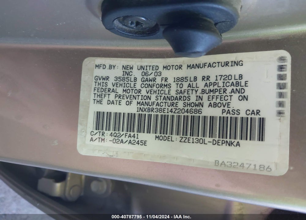 2004 TOYOTA COROLLA LE VIN: 1NXBR38E14Z204686