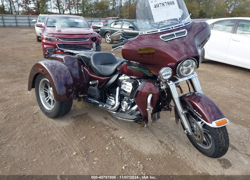 2019 HARLEY-DAVIDSON FLHTCUTG VIN: 1HD1MAF10KB858606