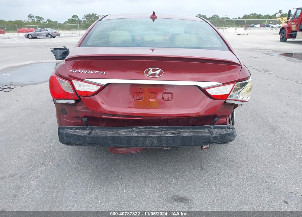 2013 HYUNDAI SONATA GLS VIN: 5NPEB4AC5DH606452