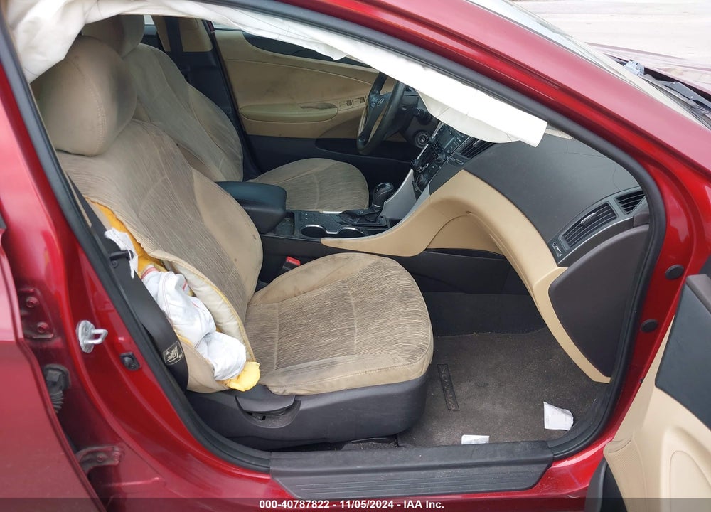 2013 HYUNDAI SONATA GLS VIN: 5NPEB4AC5DH606452